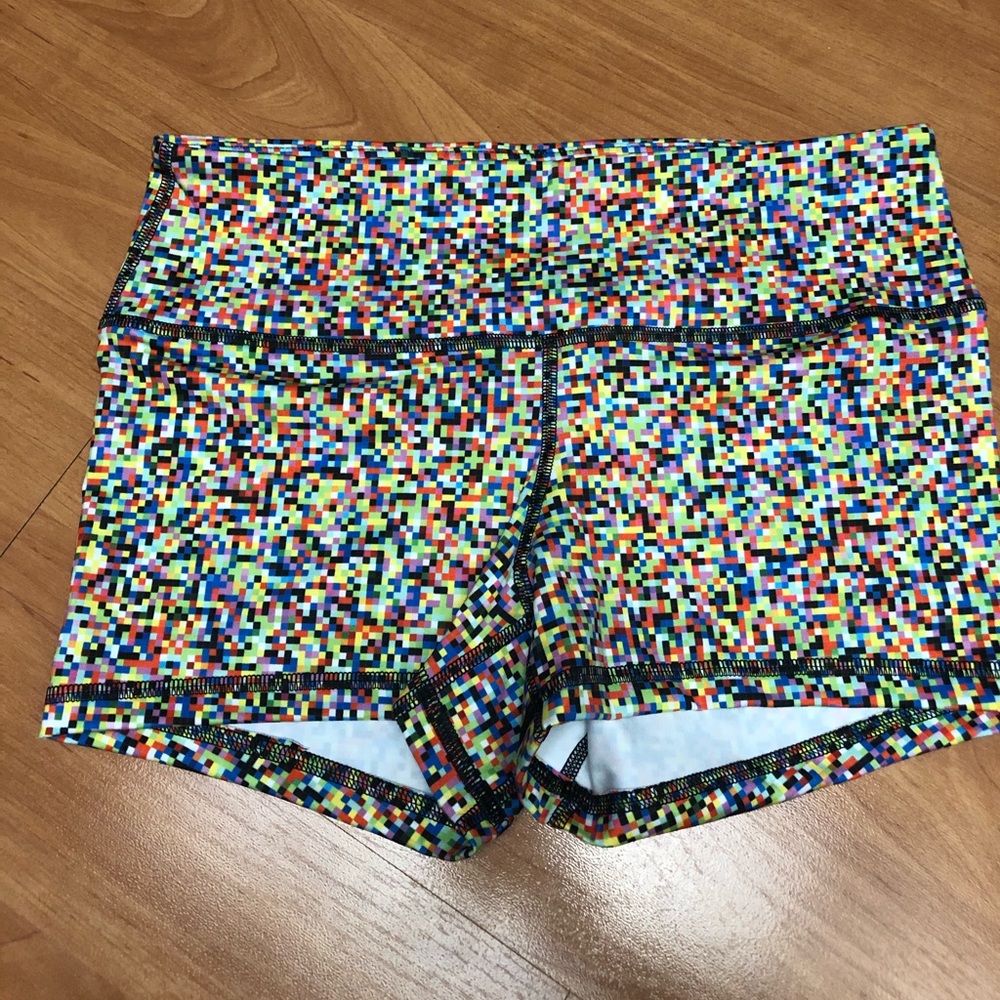 Fleo x DNDL collab